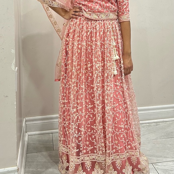 Indian designer clothes - Picture 13 of 16